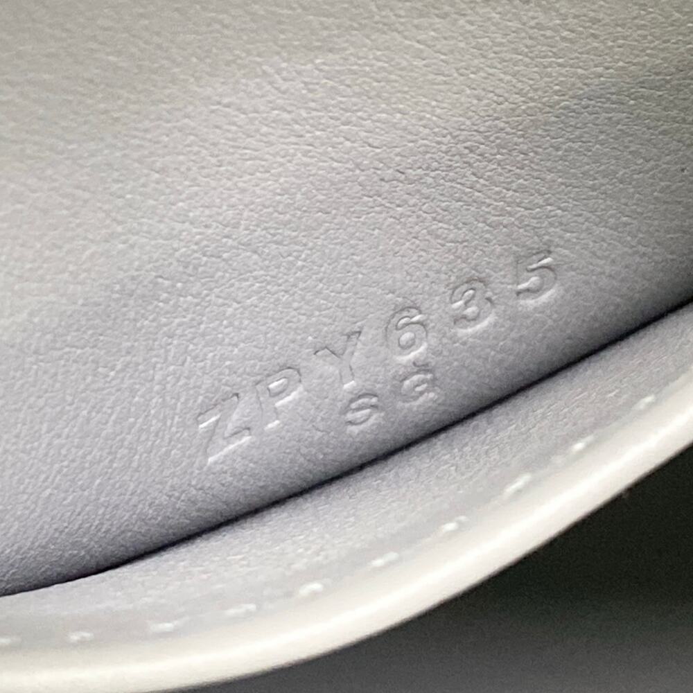 Hermès Lindy Mini Shoulder Bag - Picture 13 of 16